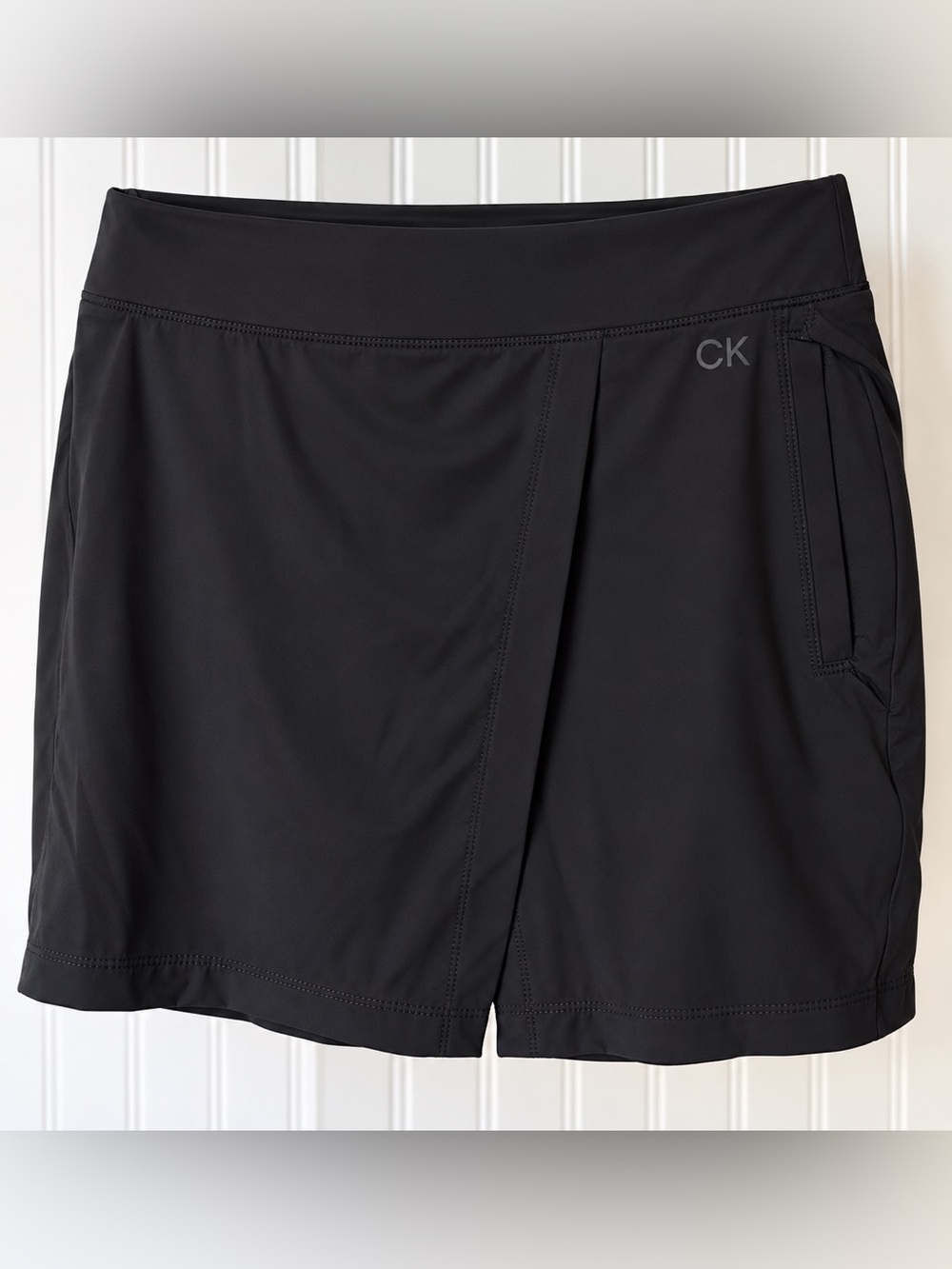 CK Calvin Klein Women’s Skort Black XL